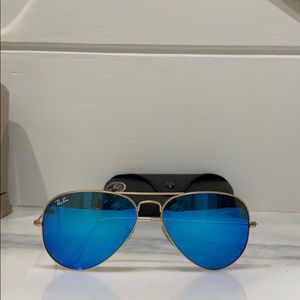 Ray-Ban Accessories - Blue Mirrored Ray Ban Aviator Sunglasses Ray-Ban Accessories - Blue Mirrored Ray Ban Aviator Sunglasses